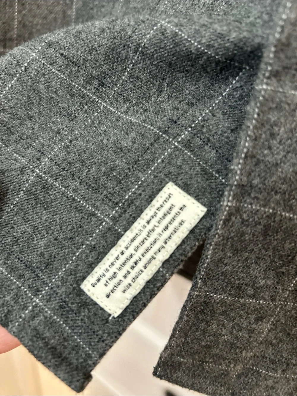 7Diamonds Gray Windowpane Button Up Shirt Men’s Medium Soft Casual Flannel